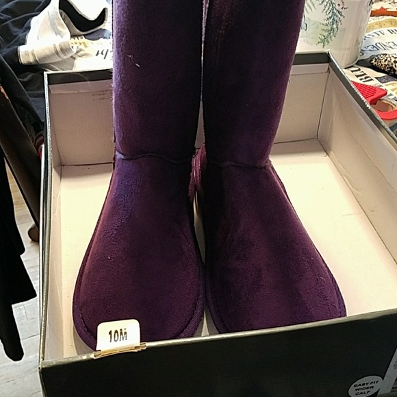 Boots by Fashion Bug - Picture 3 of 5